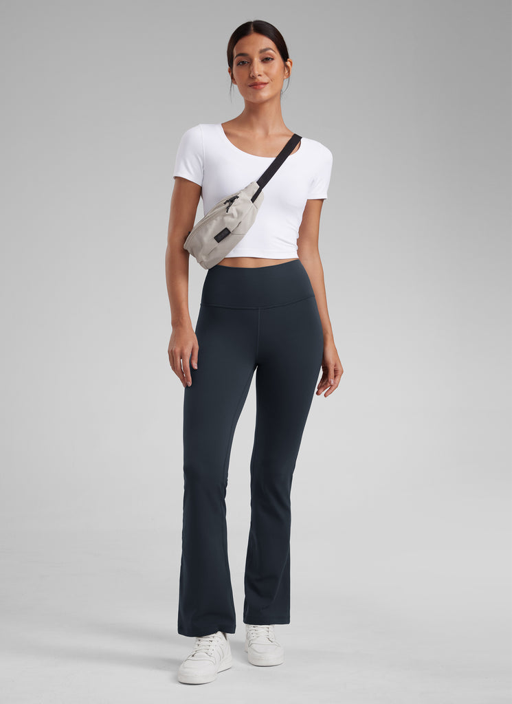 CRZ YOGA Women's Yoga High Waist Butterluxe Flare Pocket Leggings 29" True Navy