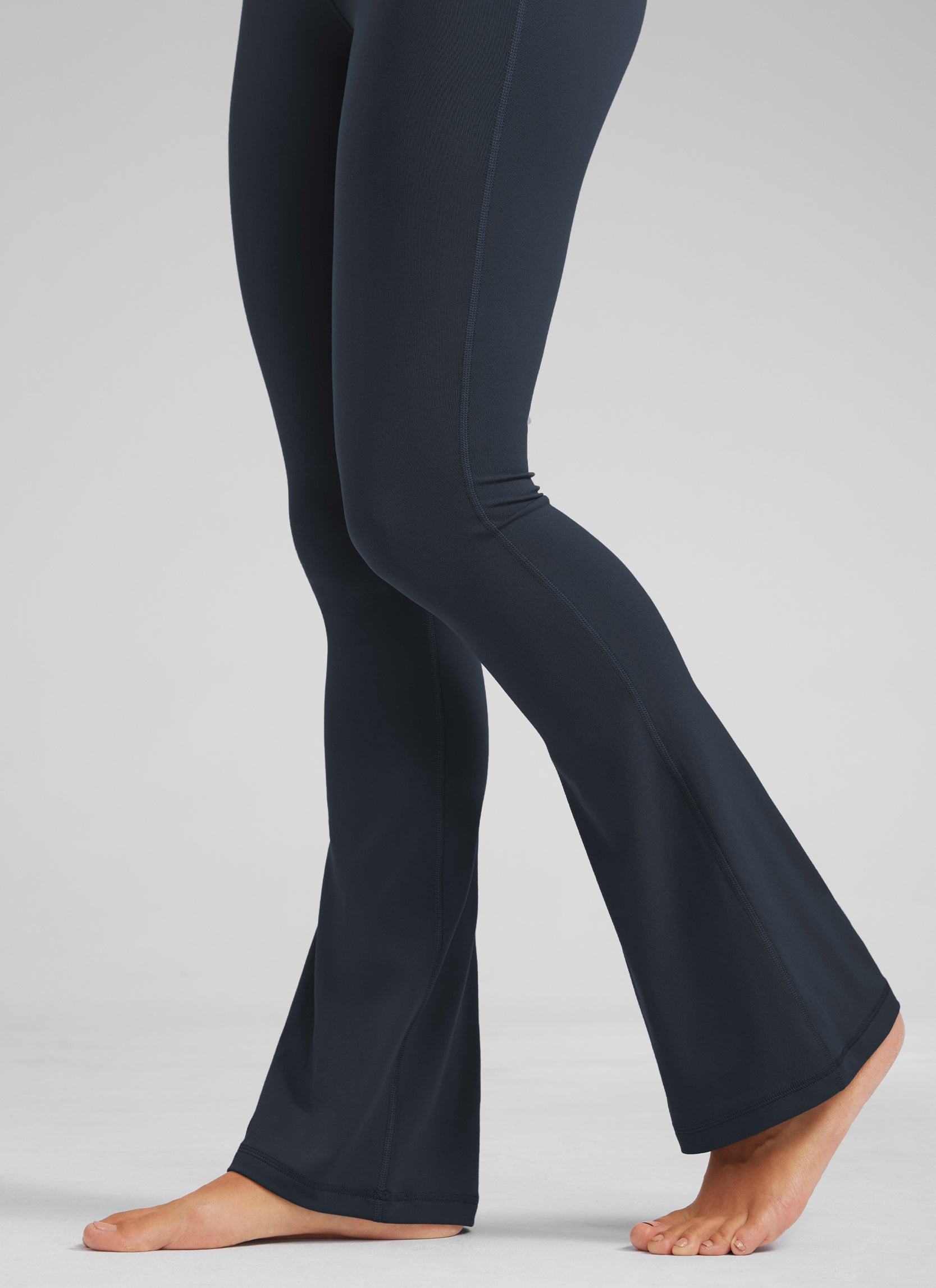 CRZ YOGA Women  Butterluxe High Waist Pockets Mini Flared Leggings 32