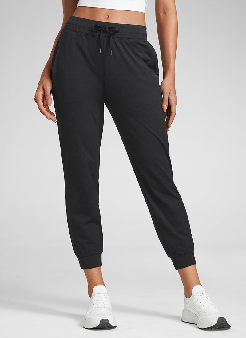 CRZ YOGA Women's Cloud Jersey Capri Joggers 25'' with Pockets Black