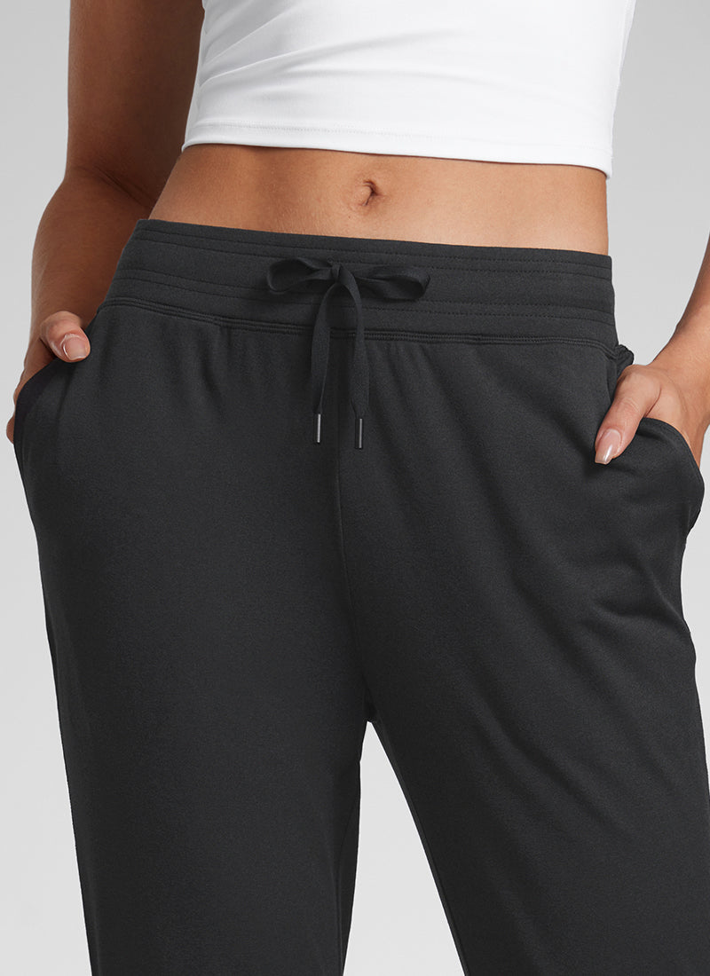 CRZ YOGA Women's Cloud Jersey Capri Joggers 25'' with Pockets Black