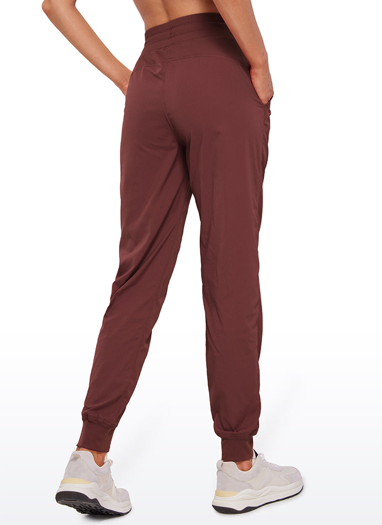 CRZ YOGA Women's Travel Classic Fit Striped Joggers 28'' Ruched Dark Russet