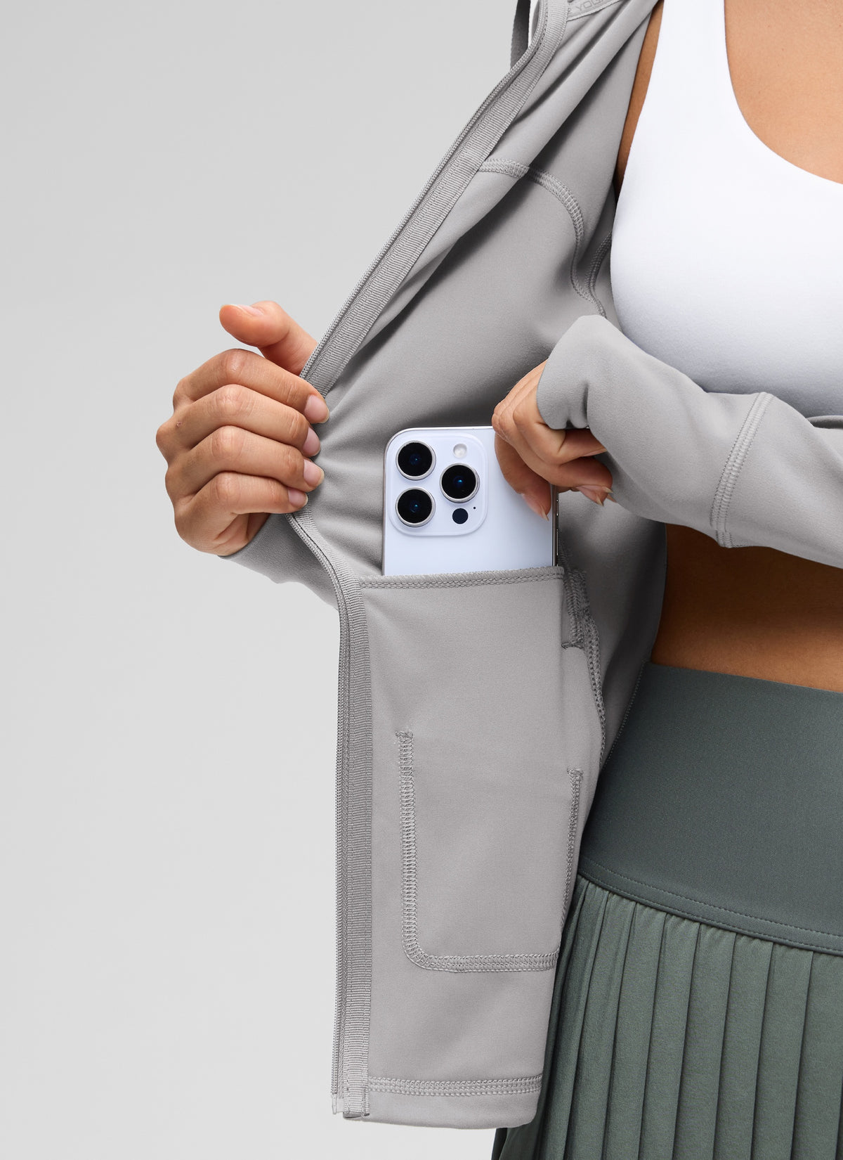 CRZ YOGA Women's Butterluxe Slim Fit Pocket Outerwear Full Zip Hoodies Gull Gray @model_info:Liss