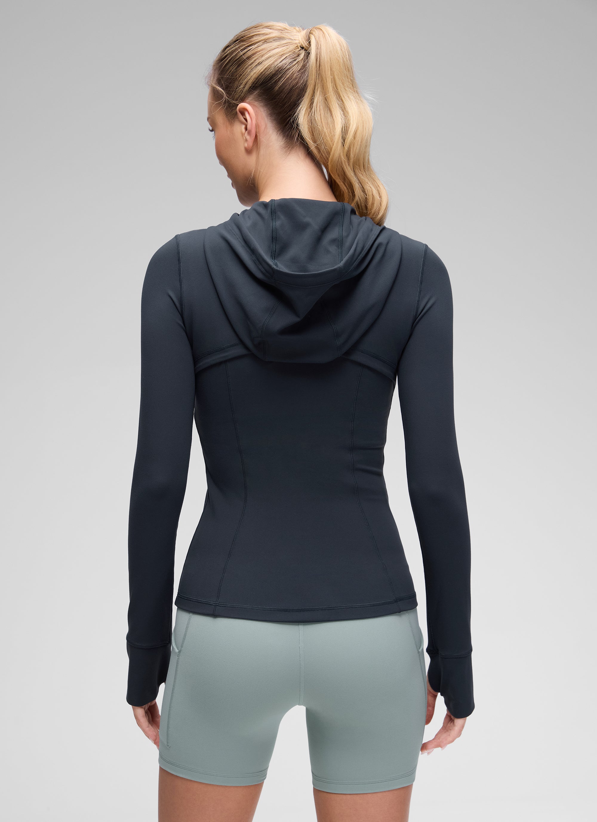 CRZ YOGA Women's Butterluxe Slim Fit Pocket Outerwear Full Zip Hoodies True Navy @model_info:Anna