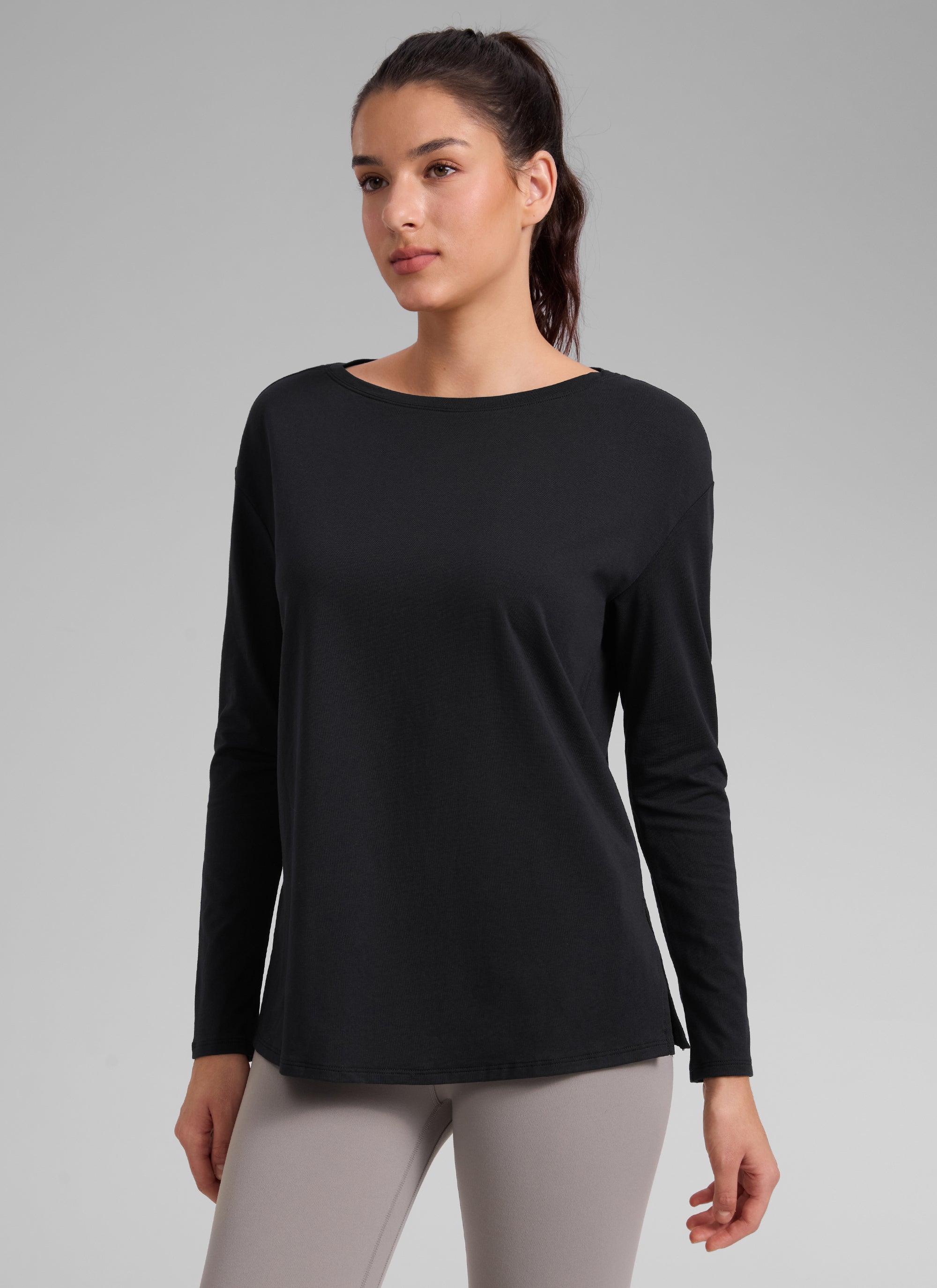 CRZ YOGA Women's Workout Boat Neck Hip Length Relaxed Fit Long Sleeves Black