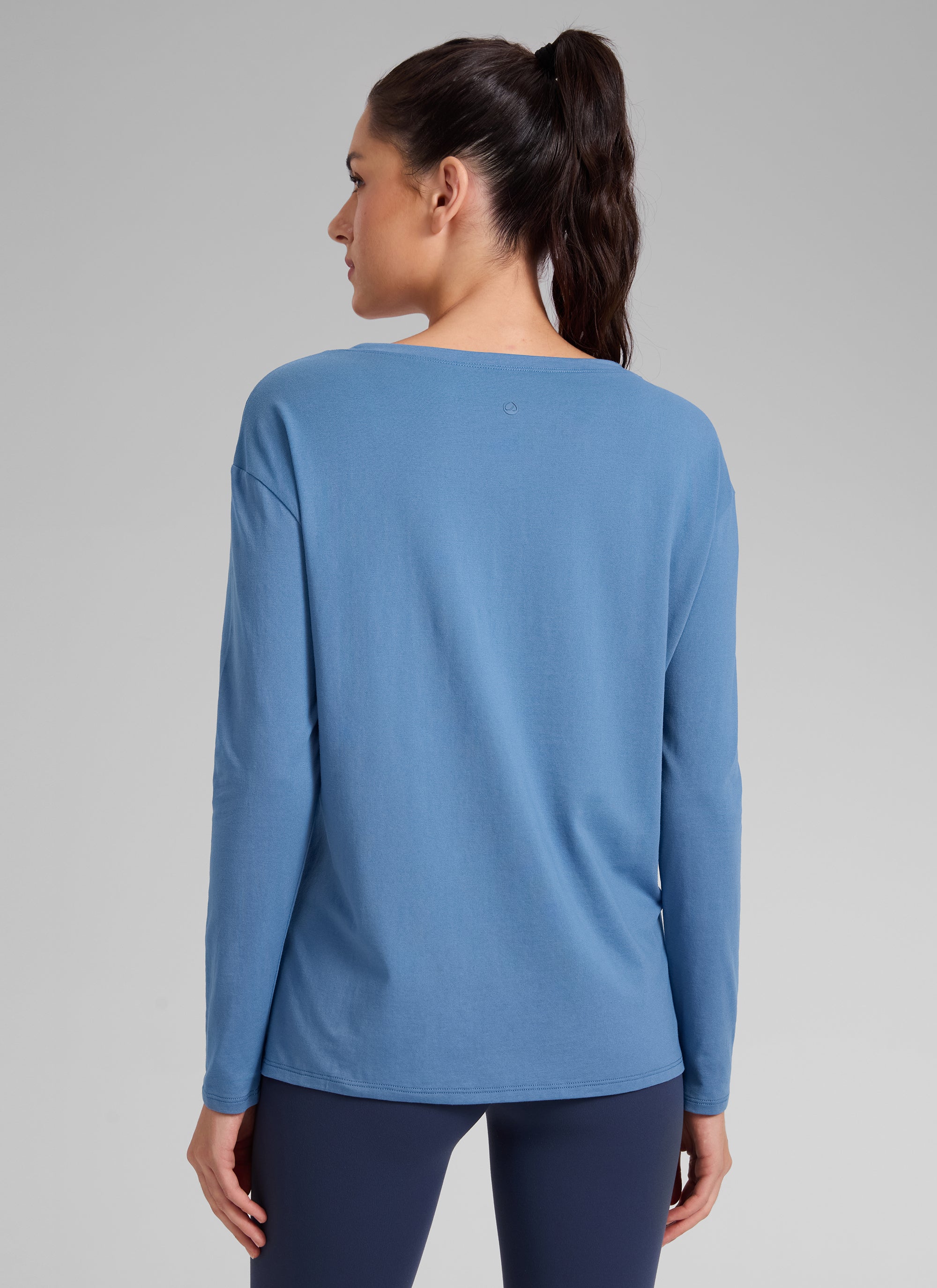 CRZ YOGA Women's Workout Boat Neck Hip Length Relaxed Fit Long Sleeves Washed Denim