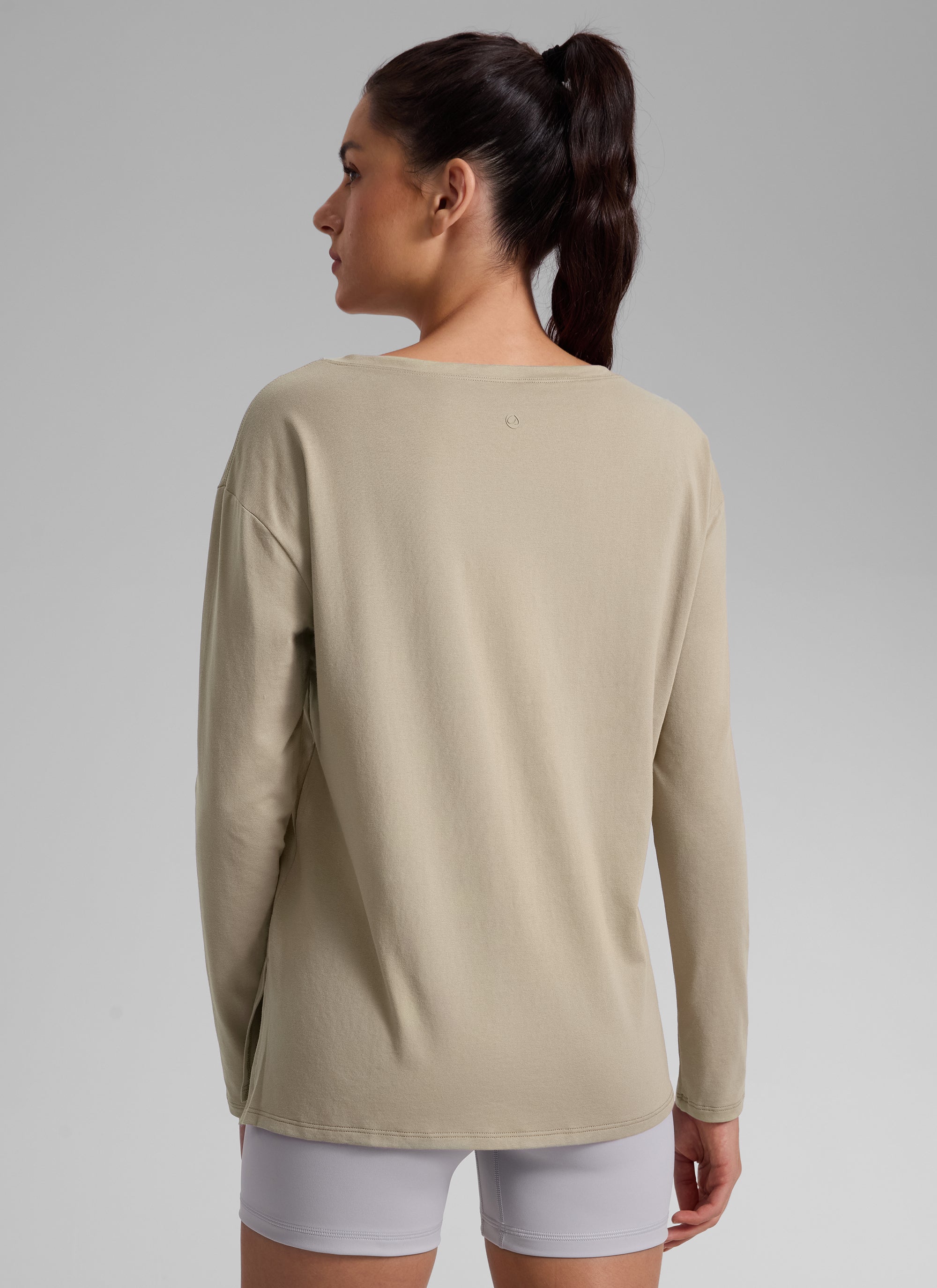 CRZ YOGA Women's Workout Boat Neck Hip Length Relaxed Fit Long Sleeves Oak