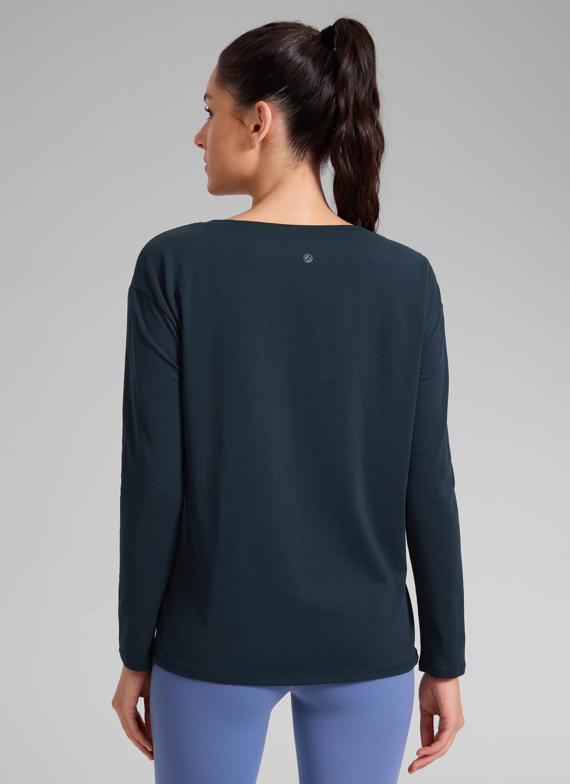 CRZ YOGA Women's Workout Boat Neck Hip Length Relaxed Fit Long Sleeves True Navy