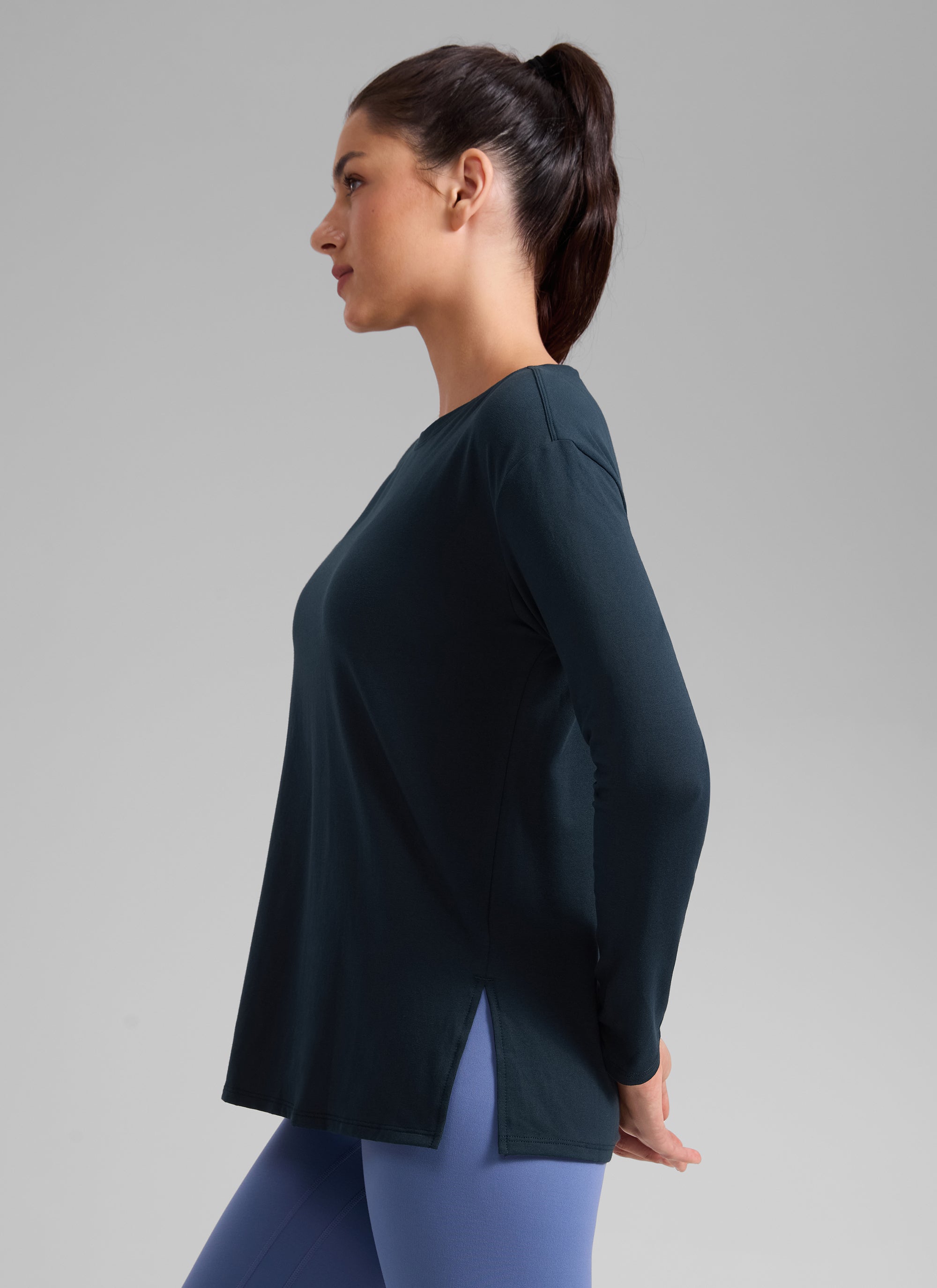 CRZ YOGA Women's Workout Boat Neck Hip Length Relaxed Fit Long Sleeves True Navy