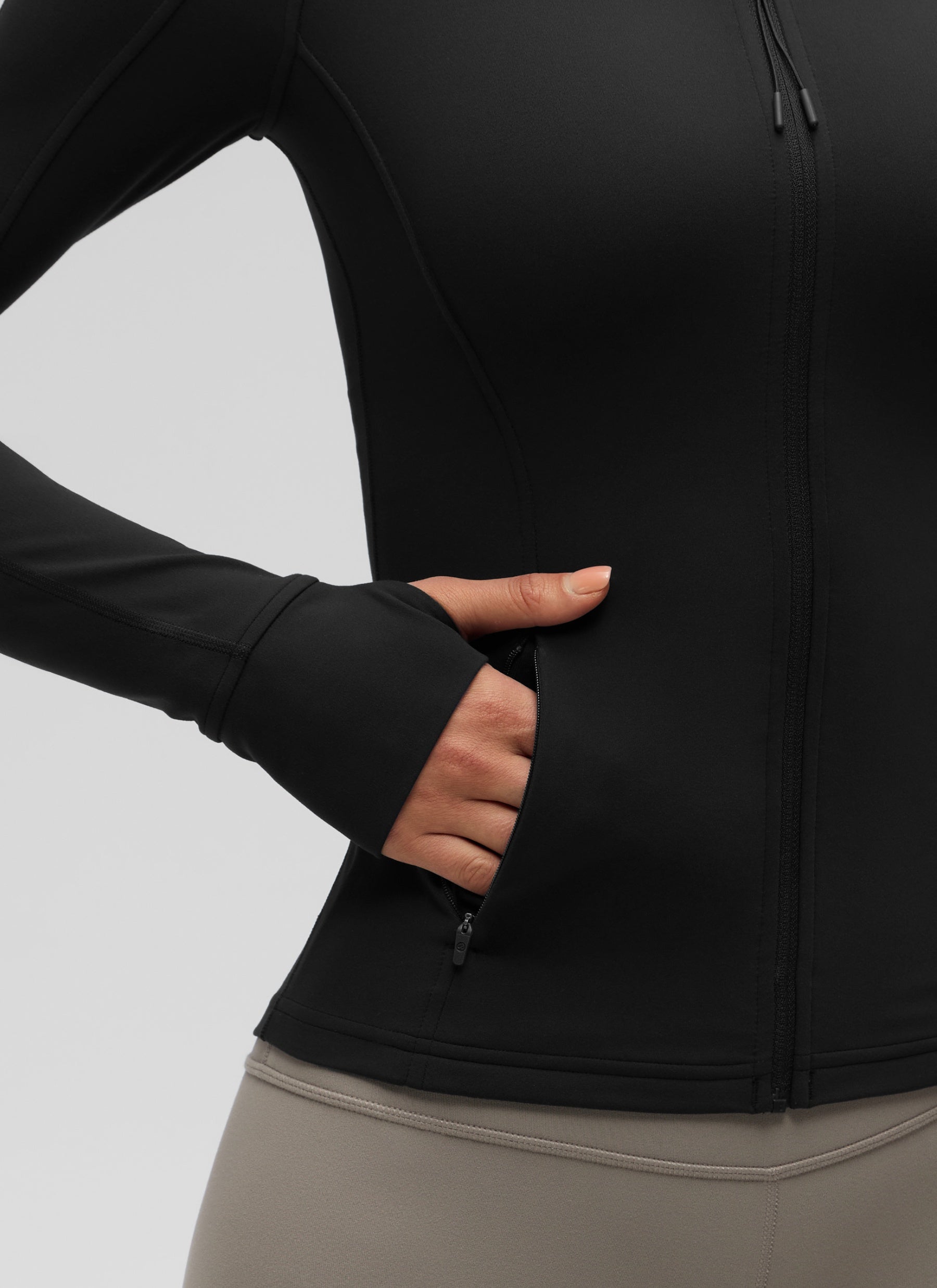 CRZ YOGA Women's Yoga Slim Fit Tops Butterluxe Full Zip Long Sleeves Black @model_info:Katya