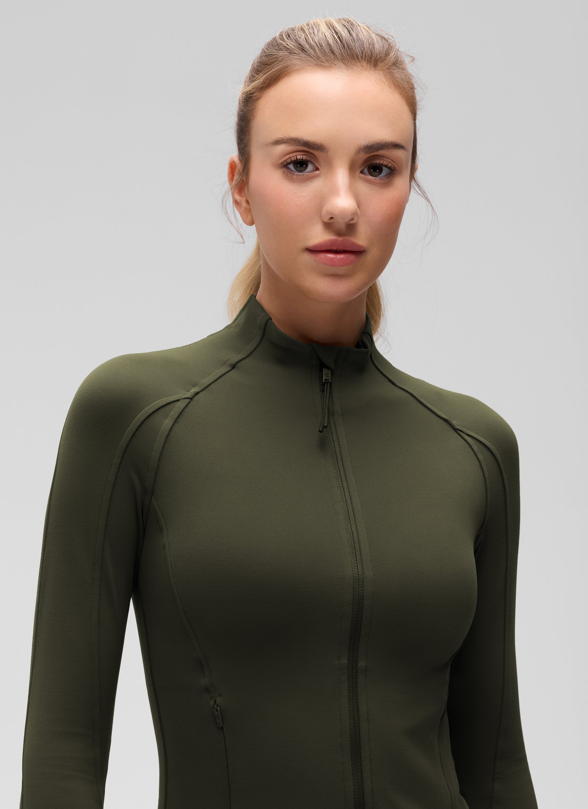 CRZ YOGA Women's Butterluxe Cropped Pocket Outerwear Full Zip Jackets Olive Green