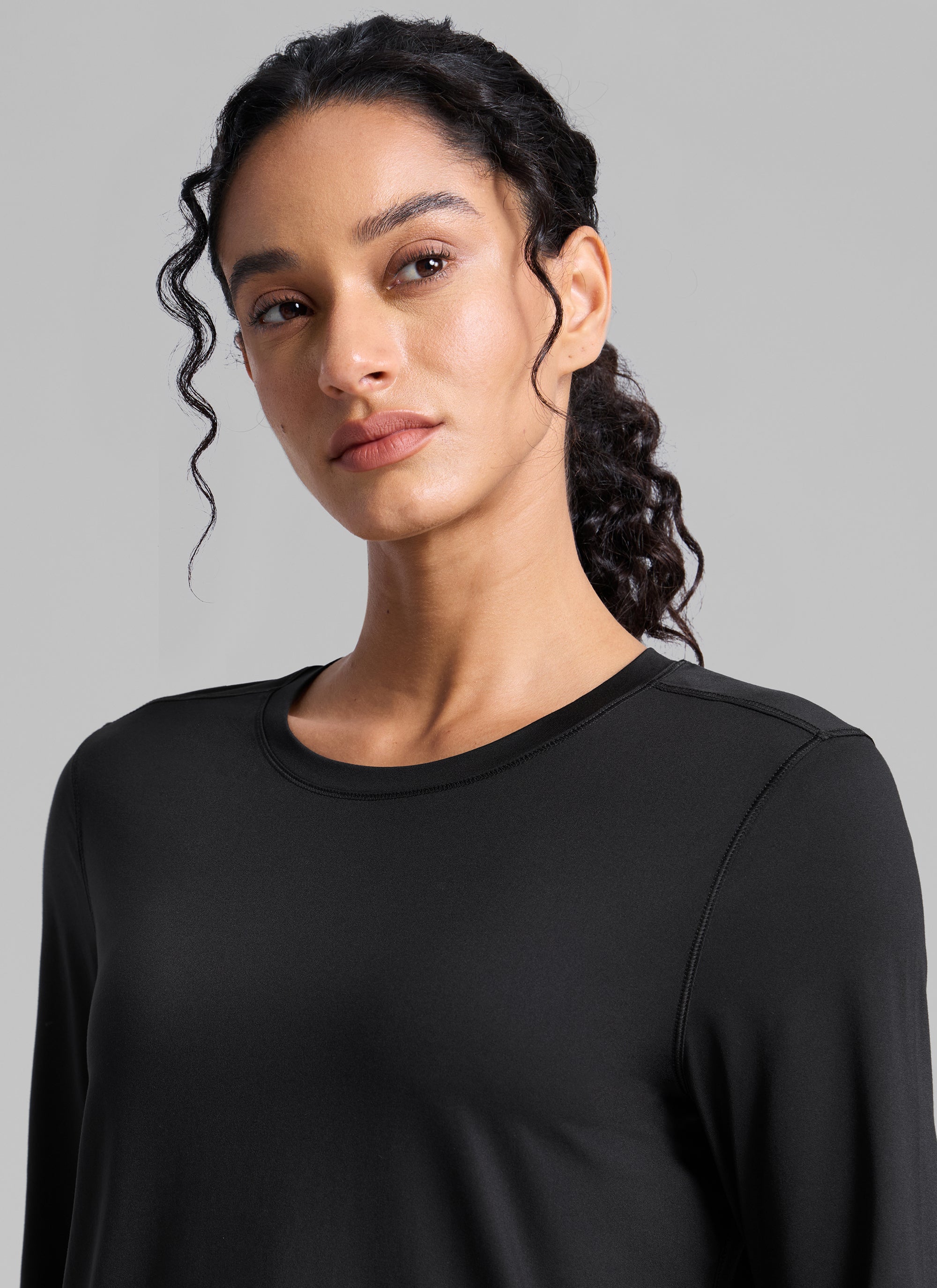 CRZ YOGA Women UPF 50+ Running Lightweight Loose Fit Long Sleeves Quick Dry Black