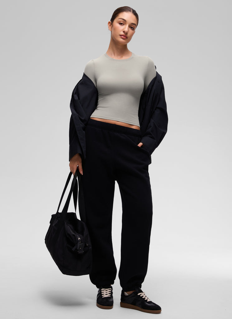 CRZ YOGA Women's Crew Neck Tight Fit Long Sleeve Shirts Casual Tee Red Merlot