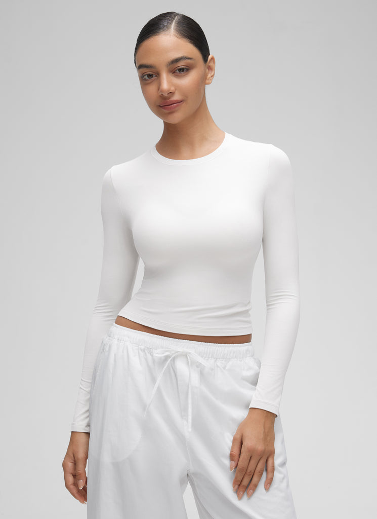 CRZ YOGA Women's Crew Neck Tight Fit Long Sleeve Shirts Casual Tee Black