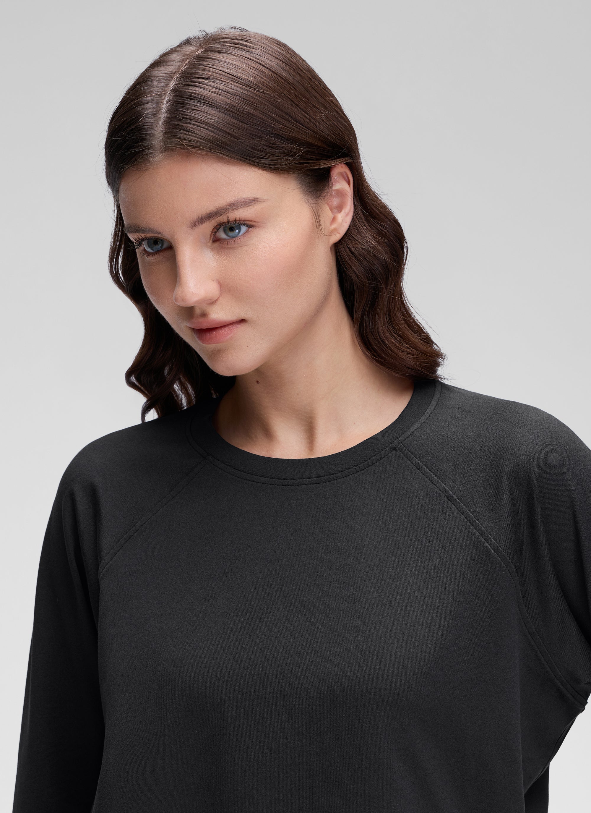 CRZ YOGA Women Casual Lightweight Relaxed Fit Long Sleeves Crew Neck Black