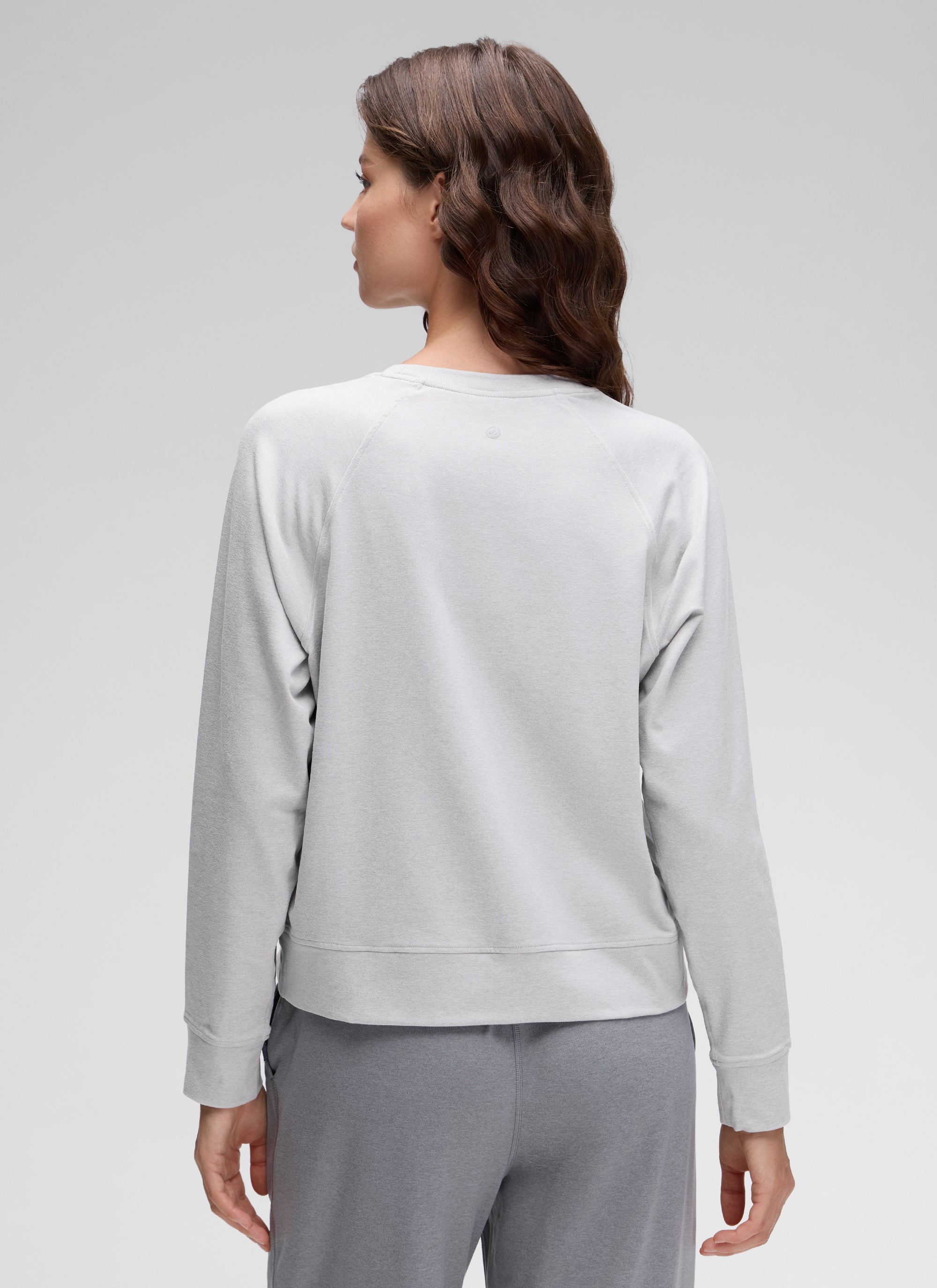CRZ YOGA Women Casual Lightweight Relaxed Fit Long Sleeves Crew Neck Platinum Grey