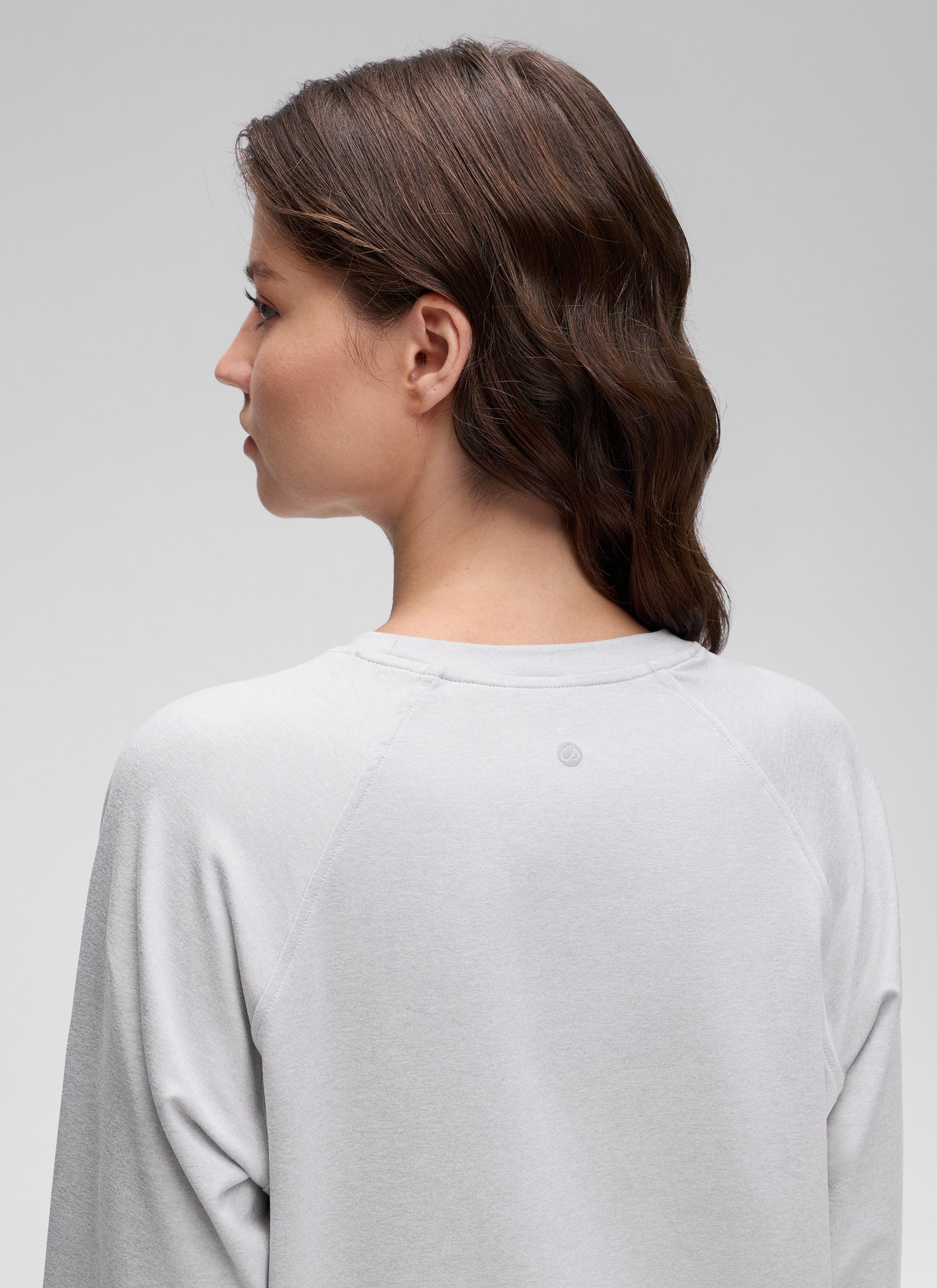 CRZ YOGA Women Casual Lightweight Relaxed Fit Long Sleeves Crew Neck Platinum Grey