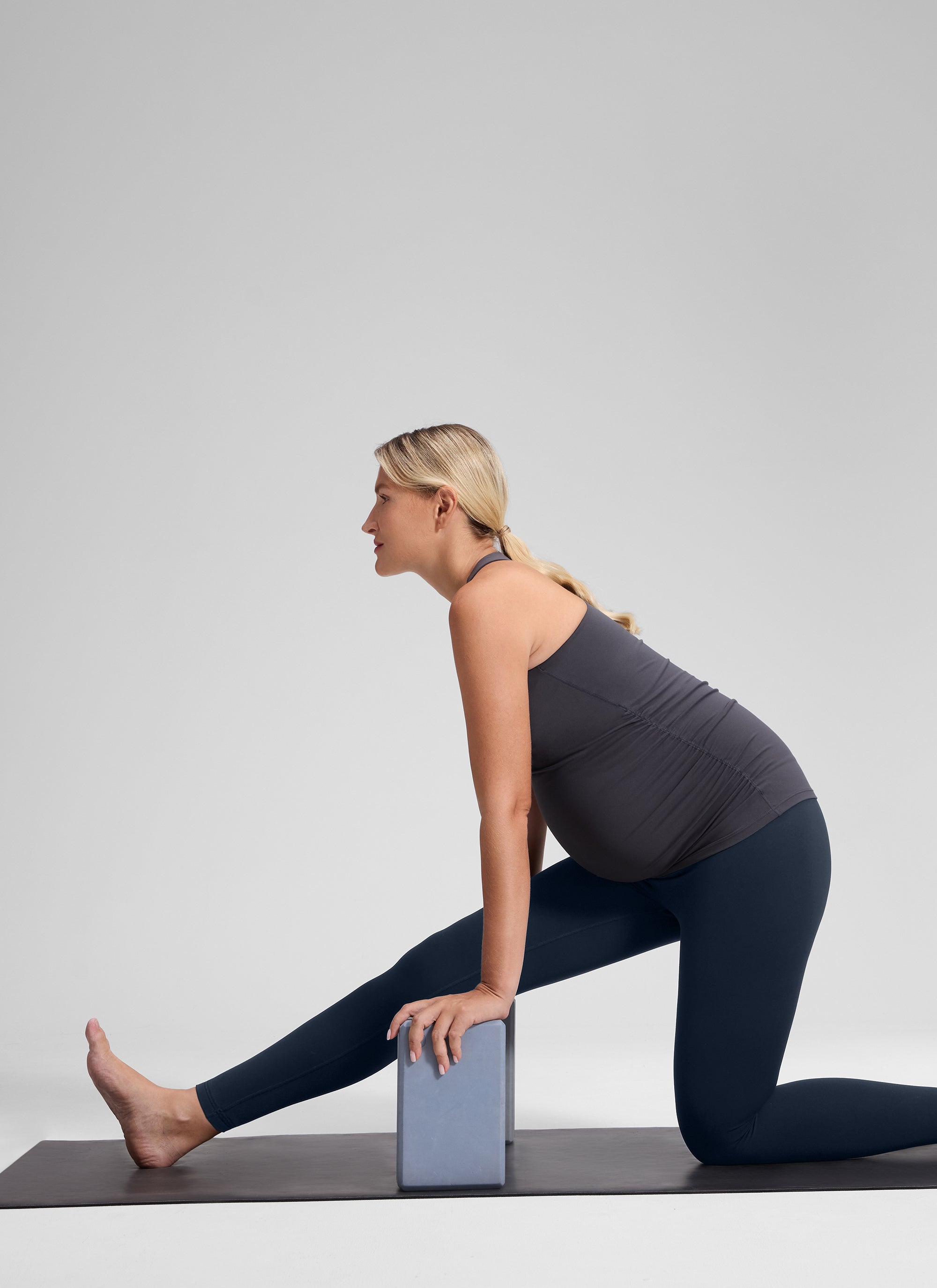 CRZ YOGA Women's Maternity Leggings Super High Rise Butterluxe 25'' Olive Green