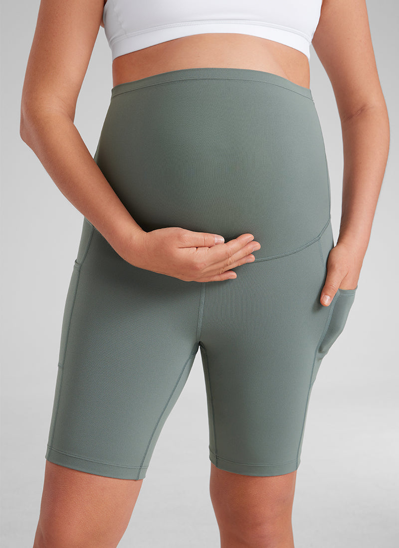 Butterluxe Maternity Pocket Short 8''