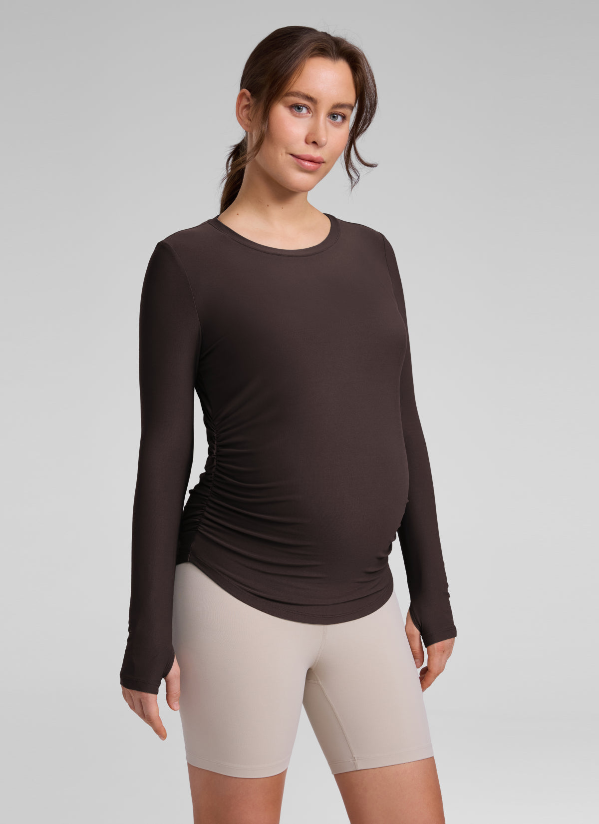 CRZ YOGA Women's Cloudweight Workout Crewneck Hip Length Long Sleeves Hot Fudge Brown